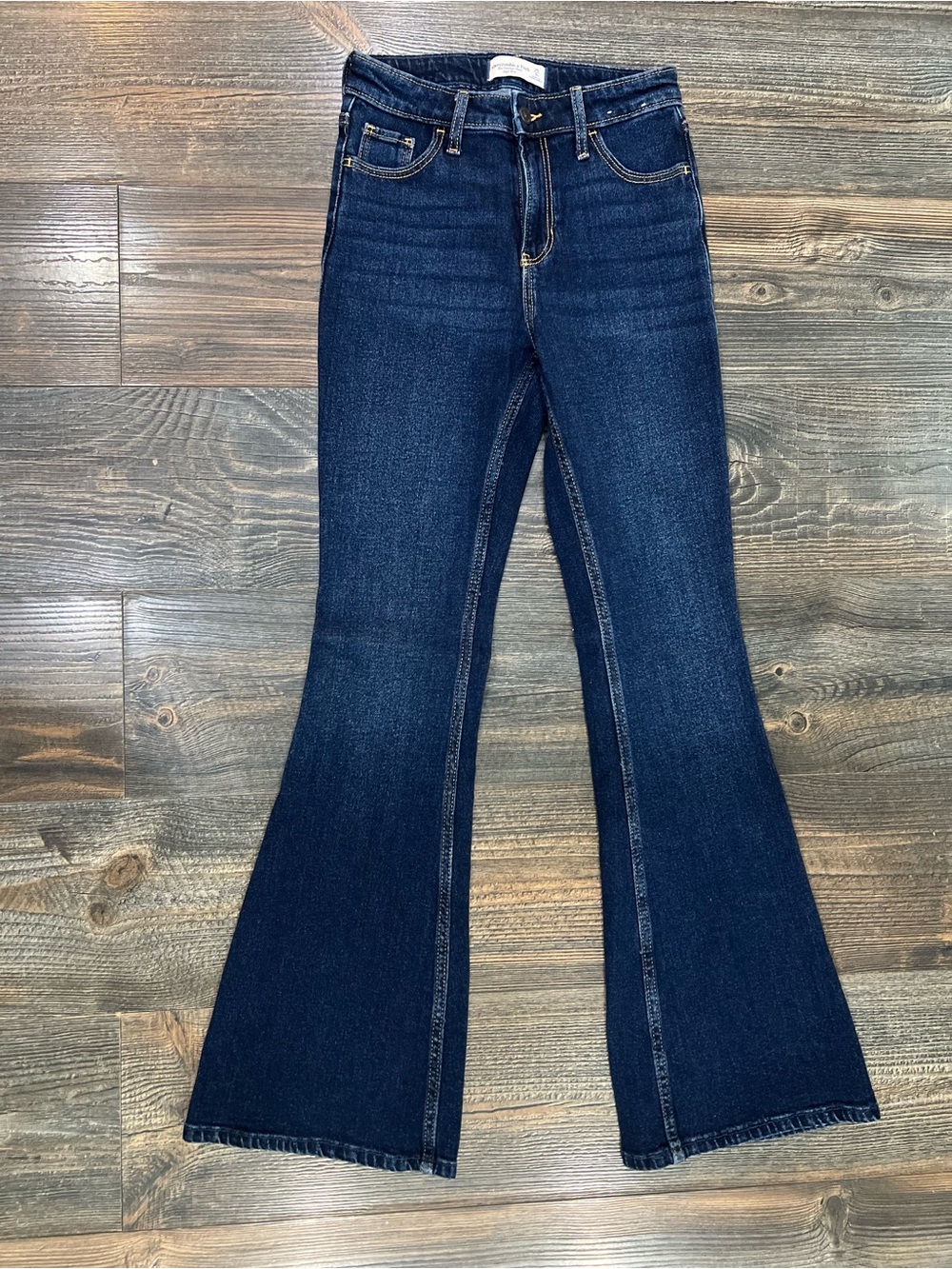 A&F The Vintage Flare High Rise Jeans